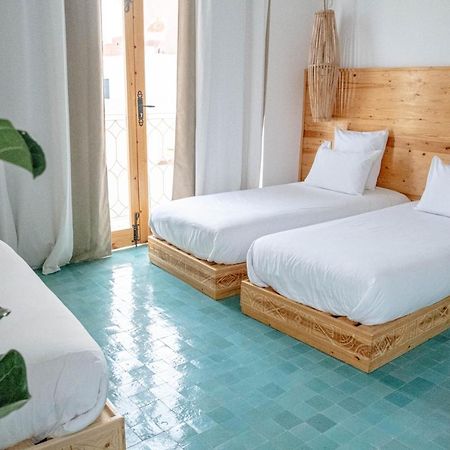 Blue Waves Boutique Hostel Tamraght المظهر الخارجي الصورة