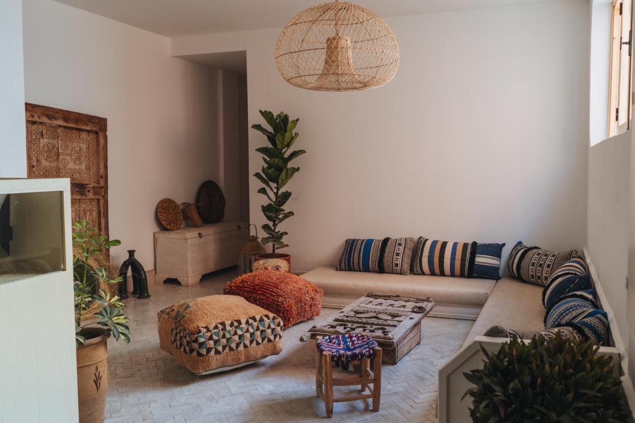 Blue Waves Boutique Hostel Tamraght المظهر الخارجي الصورة
