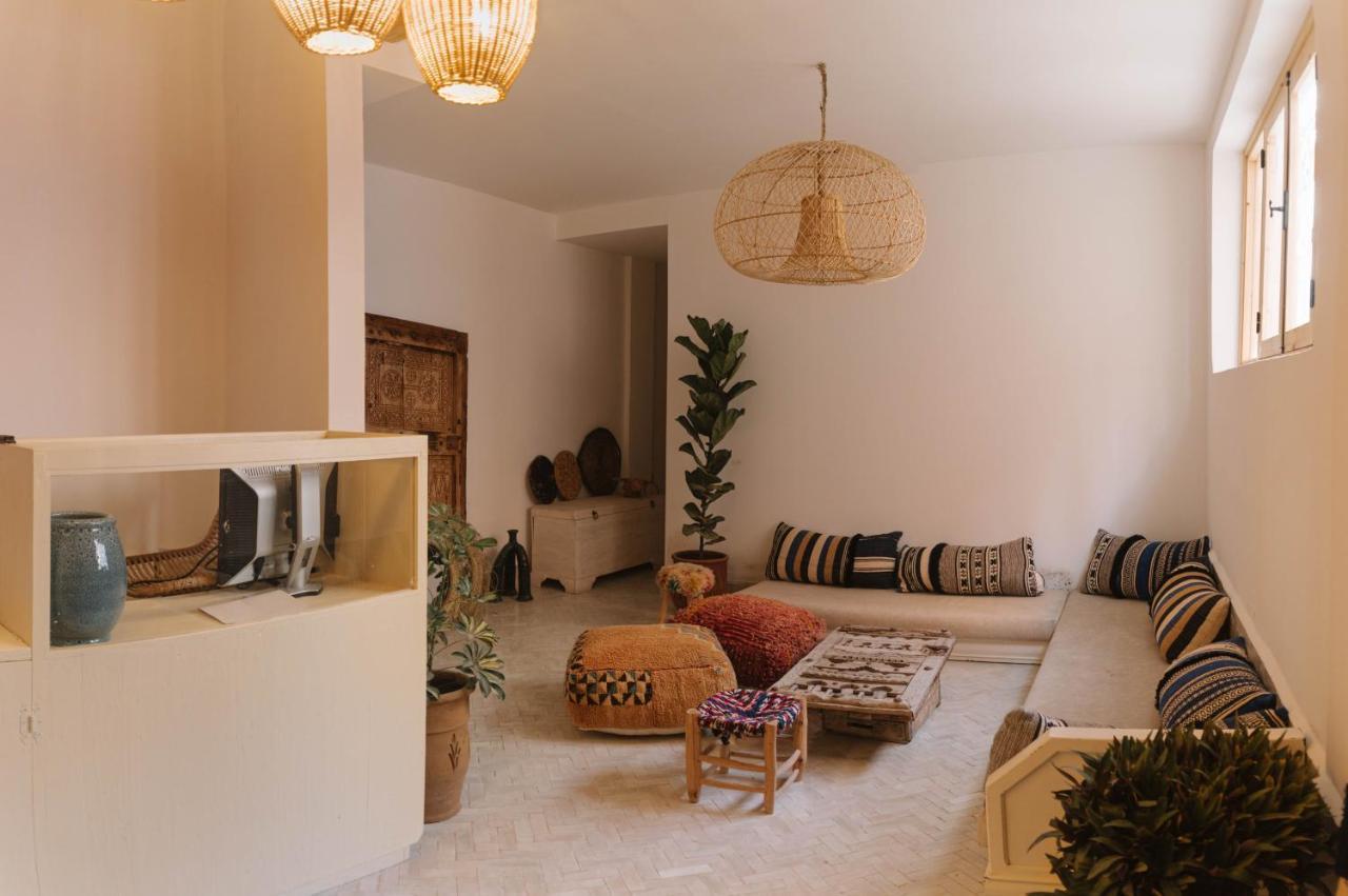Blue Waves Boutique Hostel Tamraght المظهر الخارجي الصورة
