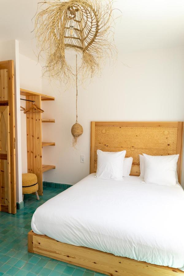 Blue Waves Boutique Hostel Tamraght المظهر الخارجي الصورة