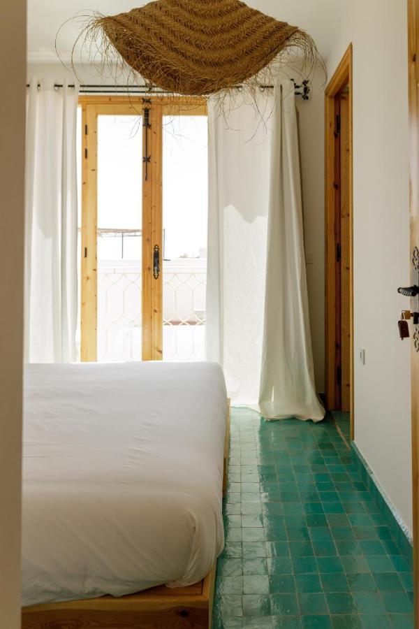 Blue Waves Boutique Hostel Tamraght المظهر الخارجي الصورة
