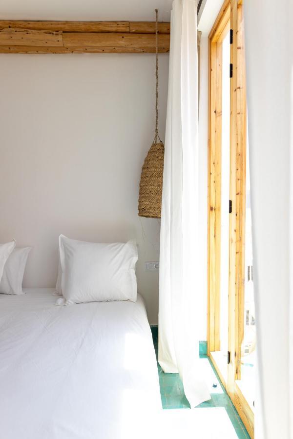 Blue Waves Boutique Hostel Tamraght المظهر الخارجي الصورة