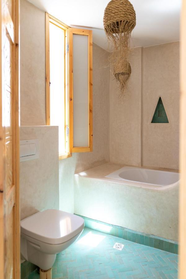 Blue Waves Boutique Hostel Tamraght المظهر الخارجي الصورة