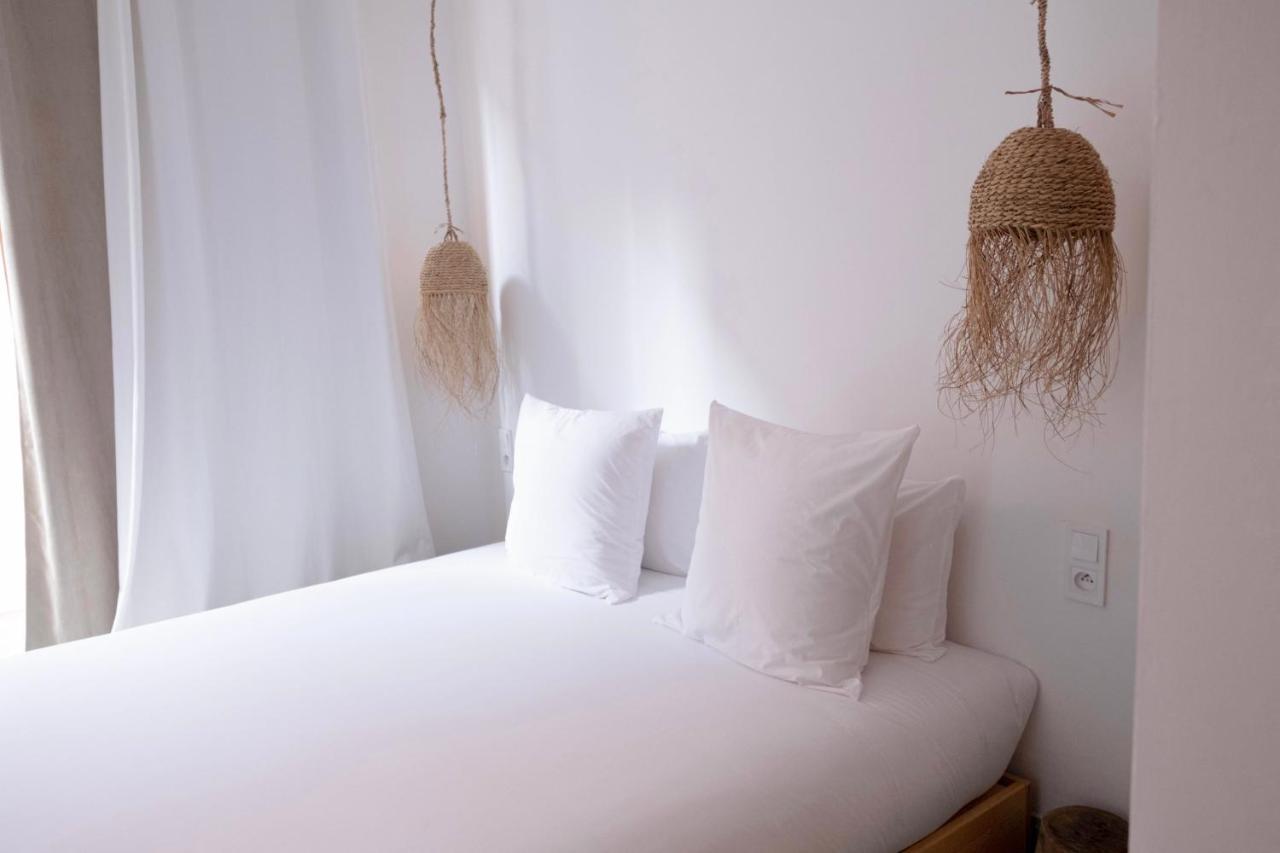 Blue Waves Boutique Hostel Tamraght المظهر الخارجي الصورة