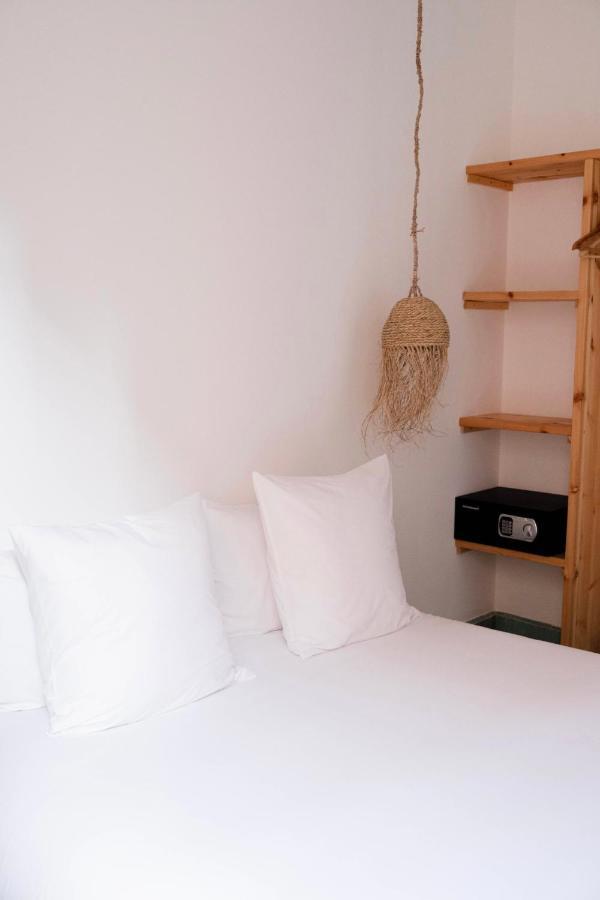 Blue Waves Boutique Hostel Tamraght المظهر الخارجي الصورة