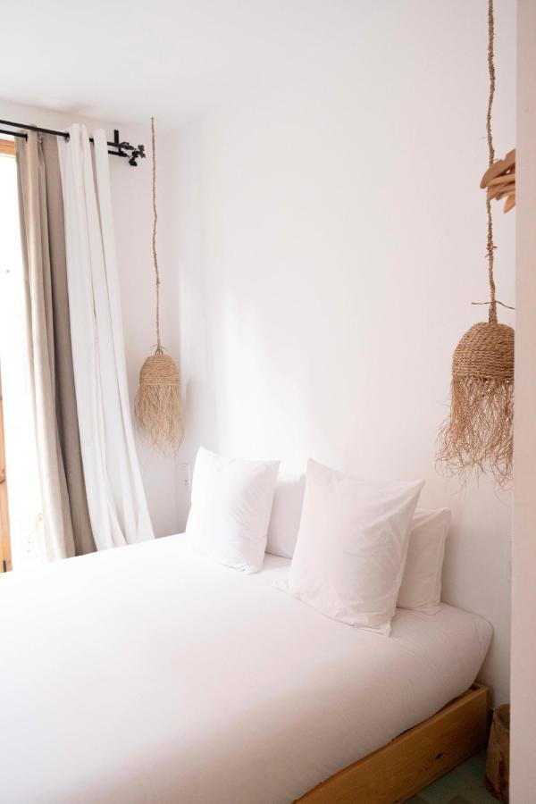 Blue Waves Boutique Hostel Tamraght المظهر الخارجي الصورة