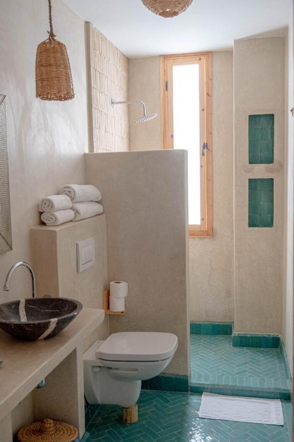 Blue Waves Boutique Hostel Tamraght المظهر الخارجي الصورة