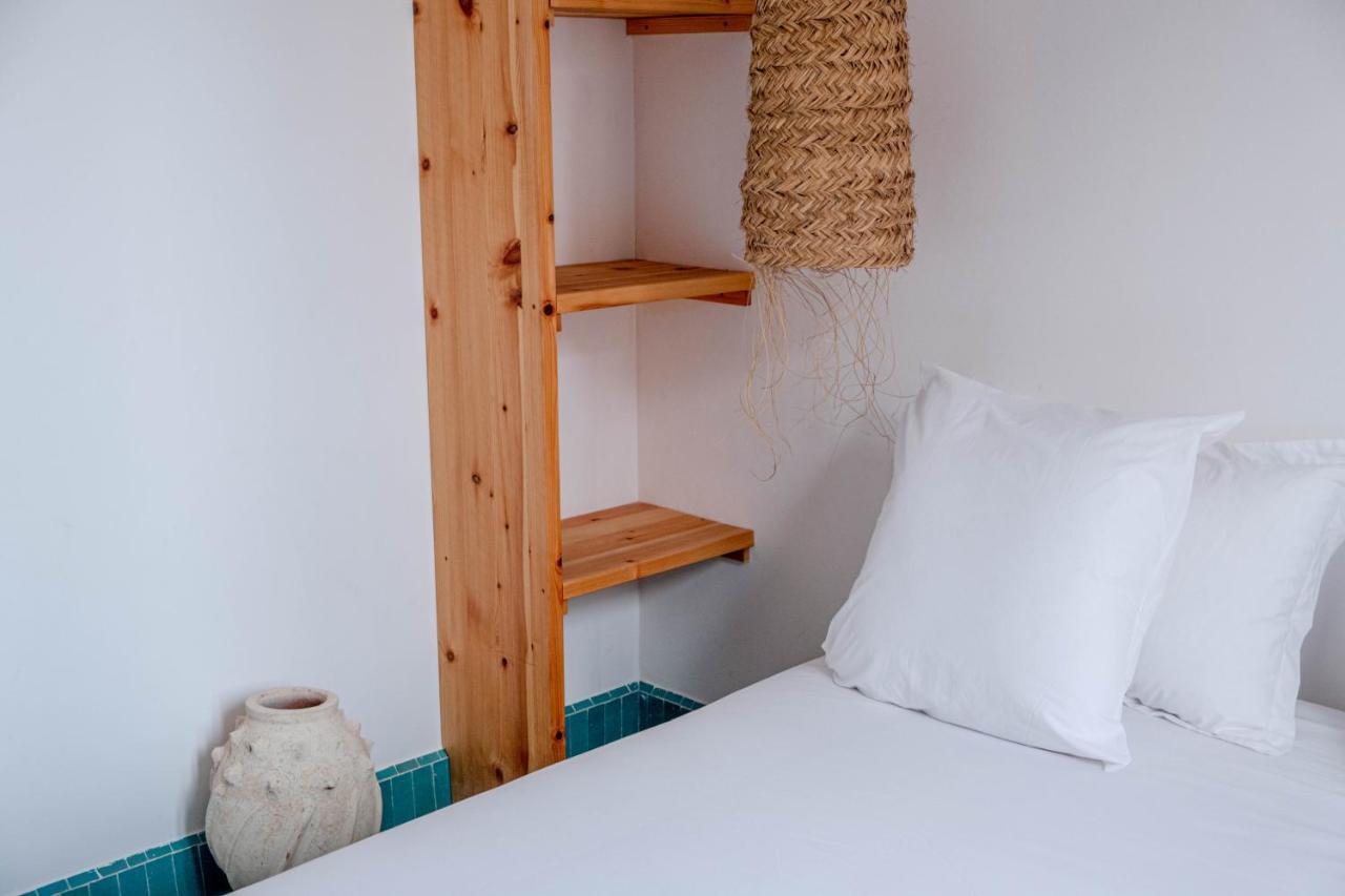 Blue Waves Boutique Hostel Tamraght المظهر الخارجي الصورة