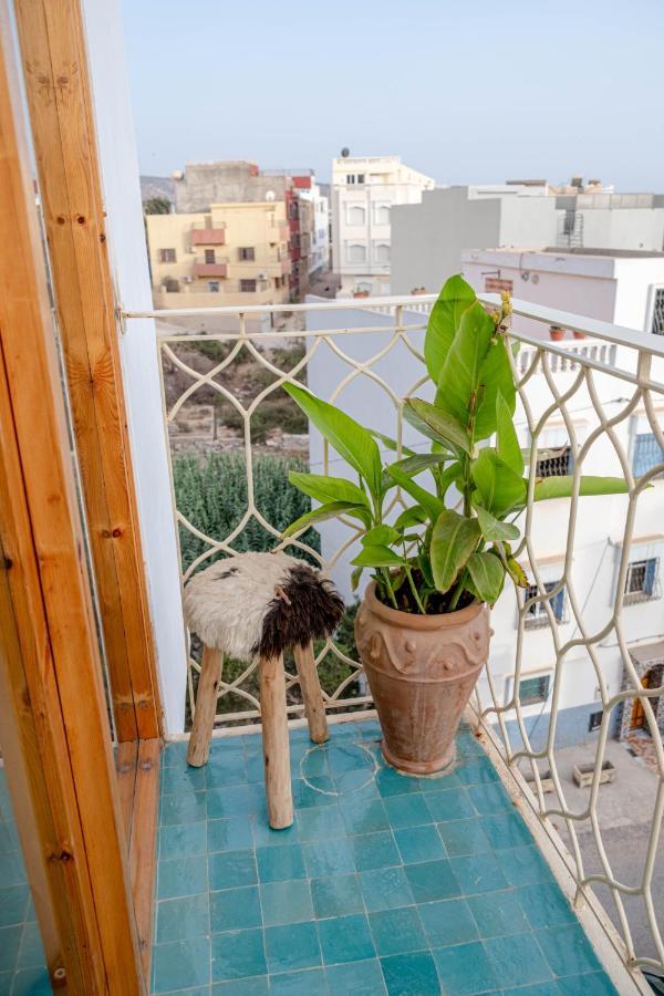 Blue Waves Boutique Hostel Tamraght المظهر الخارجي الصورة
