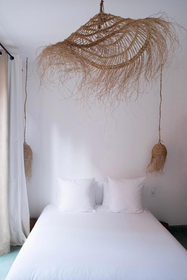 Blue Waves Boutique Hostel Tamraght المظهر الخارجي الصورة